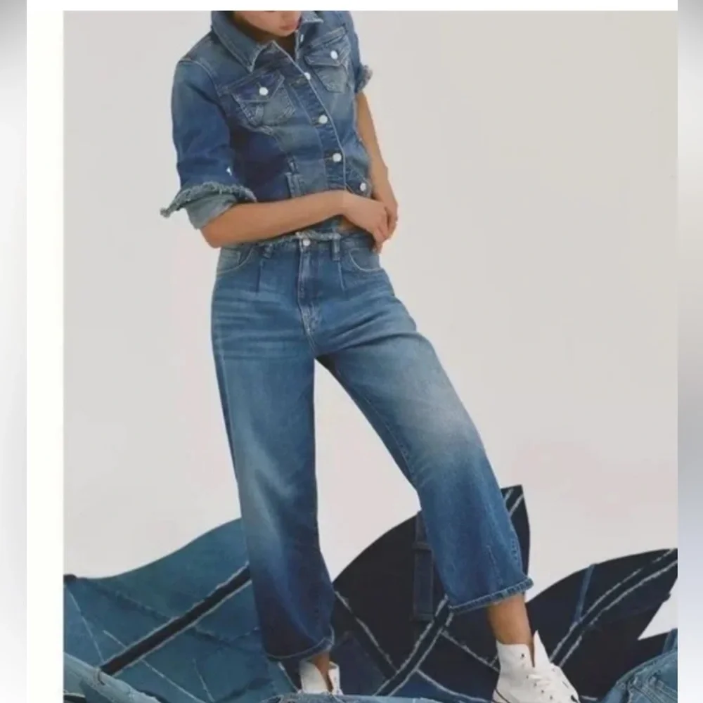 Anthropologie Pilcro Jeans  High Waist Barrel Straight Ankle Cropped
